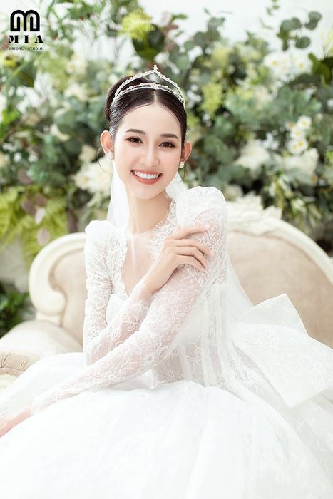 Khoảnh khắc rạng ngời của cô dâu tại Mia Bridal Studio