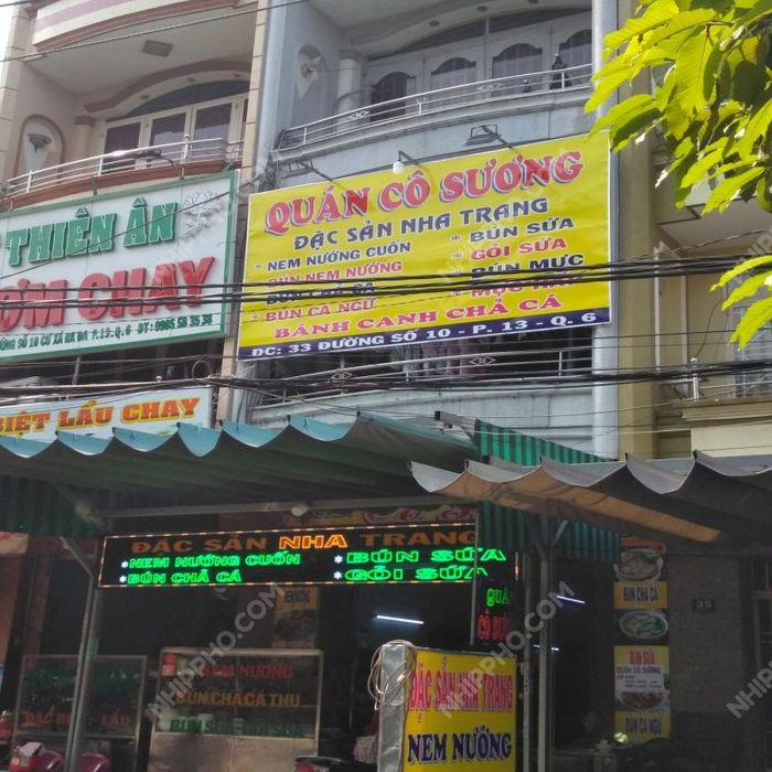 Hình ảnh tô bún chả cá thơm ngon đặc trưng tại Cô Sương