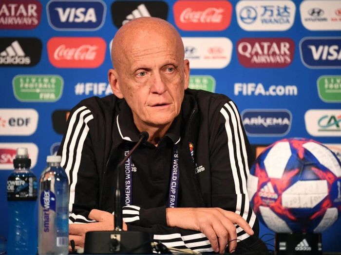 Pierluigi Collina - Từ trọng tài huyền thoại đến nhà lãnh đạo bóng đá tầm cỡ (Ảnh minh họa)