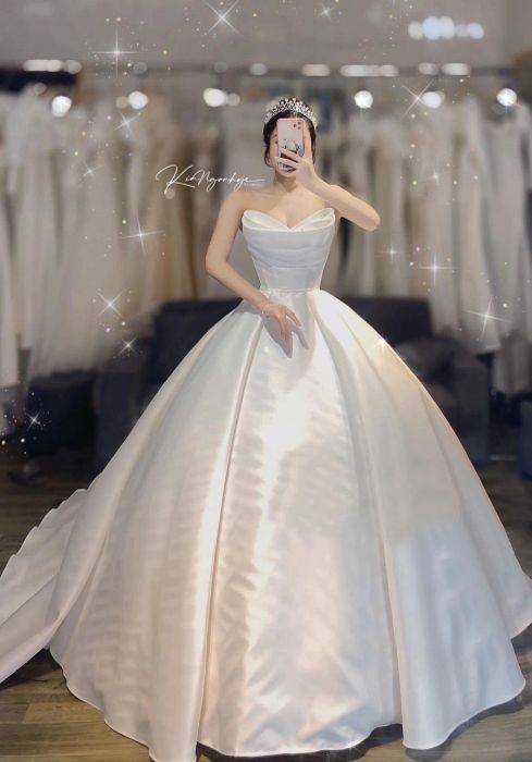Tinh hoa váy cưới từ Kim Ngan Hye Wedding Studio