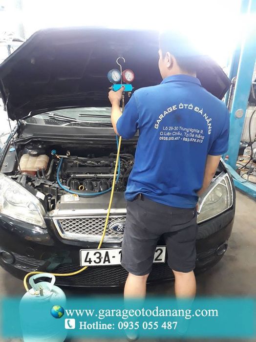 Không gian làm việc chuyên nghiệp tại Garage Ô Tô Đà Nẵng