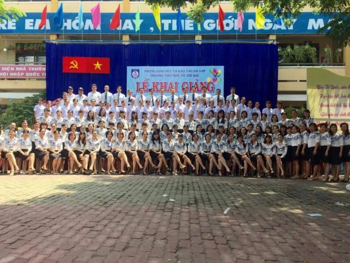Khuôn viên xanh mát tại Trường Tiểu học Võ Thị Sáu