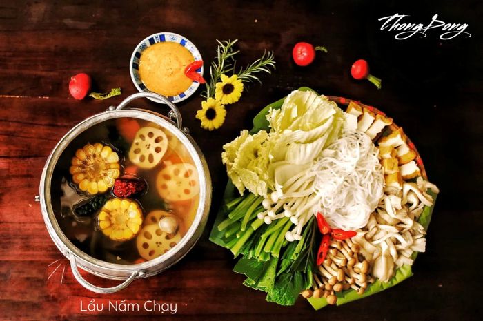 Những món chay tinh tế được trình bày đầy nghệ thuật tại Thong Dong - Ảnh 2