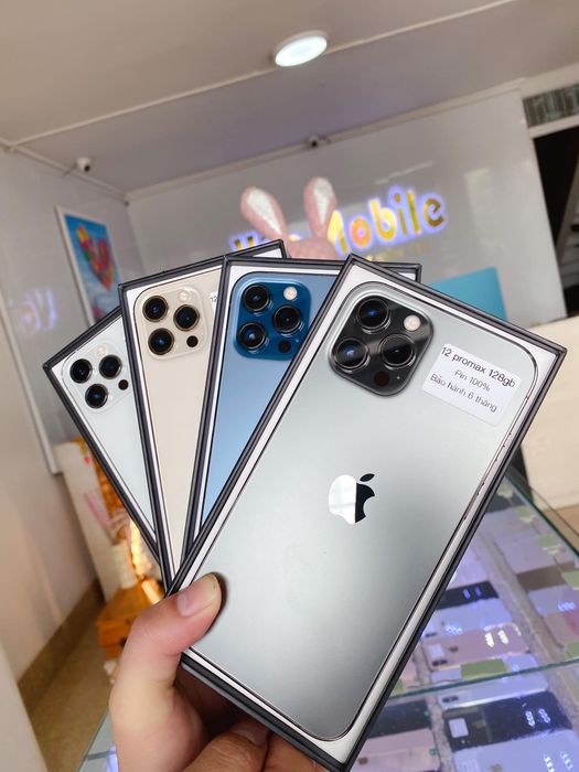 Hình ảnh không gian mua sắm hiện đại tại Vân Mobile