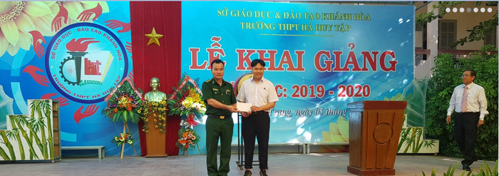 Hình ảnh đầu tiên về ngôi trường THPT Hà Huy Tập - nơi lưu giữ những khoảnh khắc đẹp của tuổi học trò