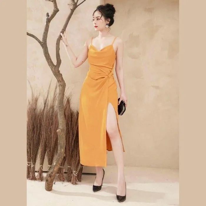 BST đầm body tôn dáng quyến rũ tại Shin's House