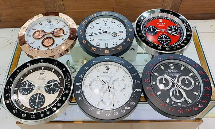 Kiệt tác đồng hồ treo tường Rolex - Ảnh 1