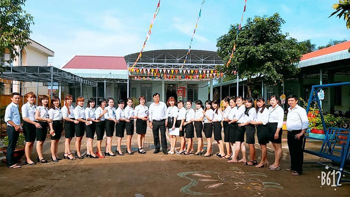Khuôn viên xanh mát tại Trường Mầm Non Bình Minh