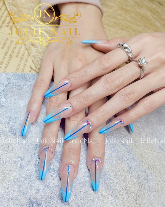 Jolie Nail ảnh 2 - Bộ sưu tập những mẫu nail ấn tượng, kết tinh từ sự sáng tạo không giới hạn.