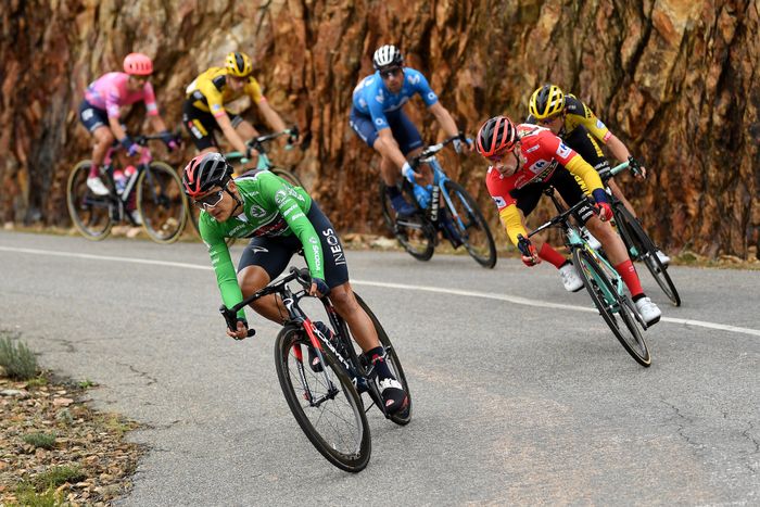 Hình ảnh ấn tượng từ giải đua Vuelta a España - một trong ba sự kiện xe đạp lớn nhất hành tinh