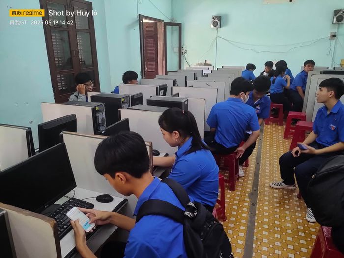 Góc nhìn nghệ thuật về Trường THPT Hoàng Văn Thụ qua ống kính nhiếp ảnh