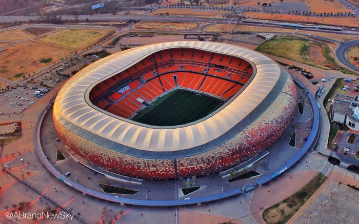 Sân Soccer City nhìn từ trên cao