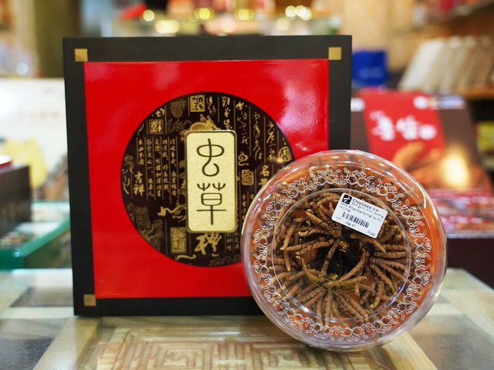 Bộ sưu tập đông trùng hạ thảo cao cấp tại Onplaza Việt Pháp