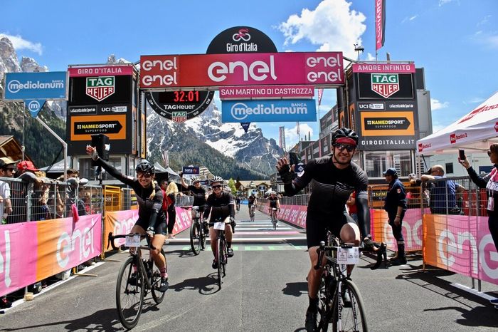 Những khoảnh khắc đẹp mê hoặc tại Giro d'Italia