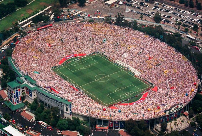 Sân Rose Bowl - sân vận động lớn nhất tại Mỹ