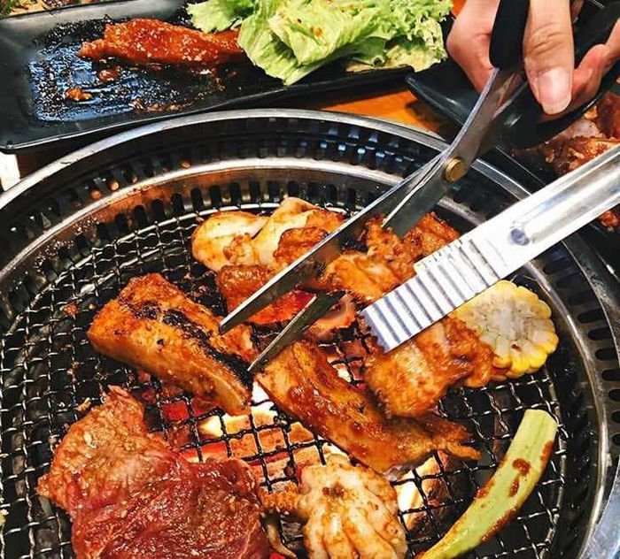 Quán Tuấn Hưng Thịnh ảnh 3 - Lưu giữ những khoảnh khắc đẹp của bữa tiệc sum vầy, nơi hương vị và niềm vui hòa quyện.