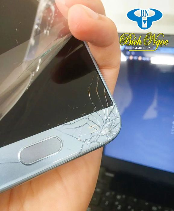 Không gian làm việc chuyên nghiệp tại Bích Ngọc Smartphone