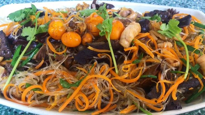 Quán cơm Huyền Đô ảnh 1 - Góc nhìn chân thực về không gian ấm cúng cùng những món ăn đẹp mắt, thơm ngon đặc trưng của vùng đất Nghệ.