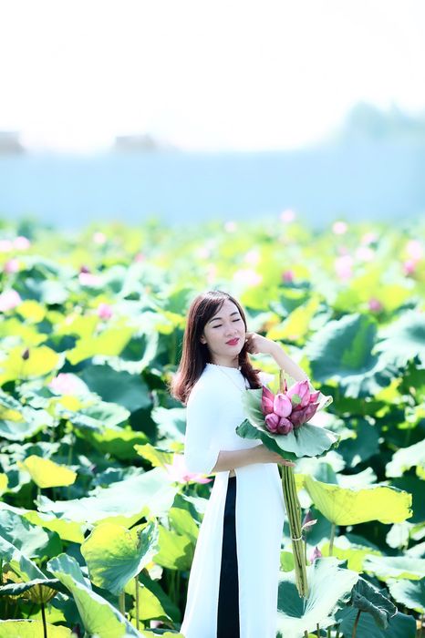 Chân dung nhà giáo - nữ sĩ Lan Vương