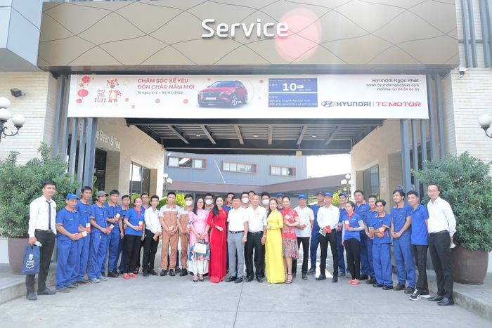 Không gian trưng bày sang trọng tại Hyundai Ngọc Phát