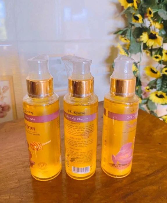 Hình ảnh sản phẩm Sữa rửa mặt Saffron Gel Cleanser J.K Rowling - Ảnh 2
