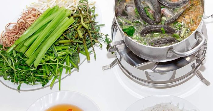 Hình ảnh 3: Lẩu Cá Kèo Bà Huyện - Nghệ thuật trình bày làm say lòng thực khách.