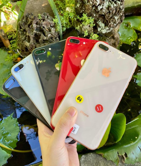 Không gian trưng bày hiện đại tại Nhật Vy Mobile Store