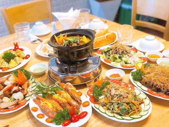 Góc ẩm thực đậm chất truyền thống tại Nhà Hàng Cương Chung
