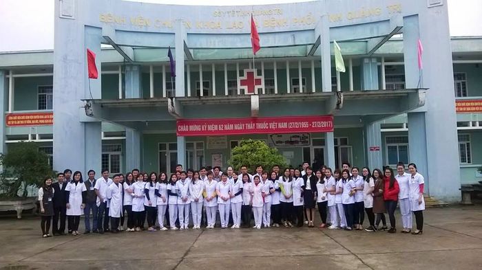 Hình ảnh 1: Bệnh viện Lao và Bệnh phổi Quảng Trị - kiến trúc khang trang với khuôn viên xanh mát, mang đến không gian điều trị lý tưởng cho bệnh nhân.