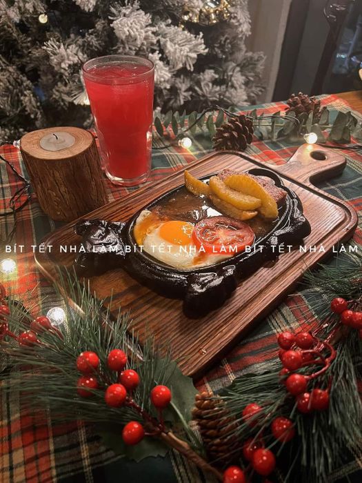 Bít Tết Nhà Làm Thái Nguyên - Chảo bánh mì vàng ươm hấp dẫn - Ảnh 1