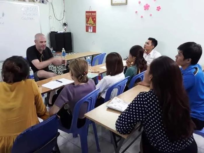Hình ảnh hoạt động tại American Accent