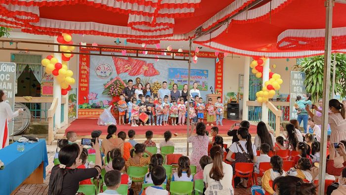 Những nụ cười trẻ thơ tại Trường Mầm non Ea Na - Ảnh 2
