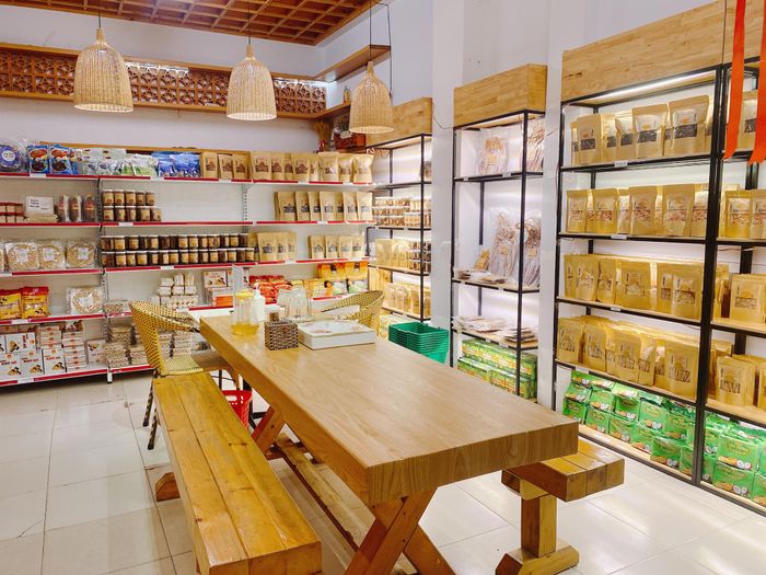 Hình ảnh đặc sản hải sản khô tại Hanigo Food - Tinh hoa ẩm thực Đà Nẵng