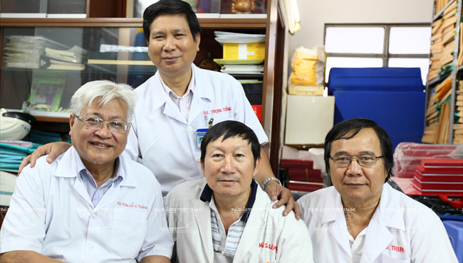 PGS.TS.BS Võ Văn Thành trong buổi hội thảo chuyên ngành