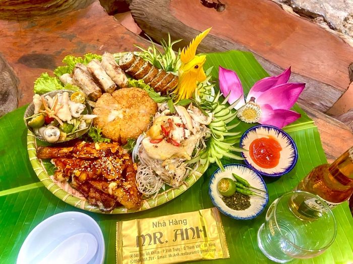 Không gian sang trọng tại nhà hàng Mr Anh