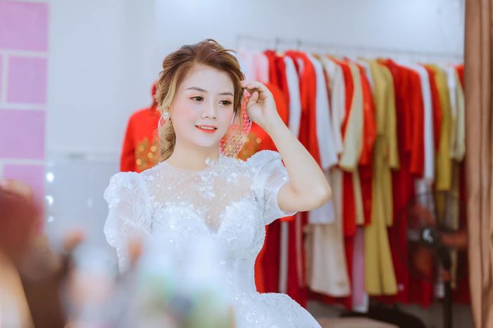 BST trang điểm cô dâu thanh lịch tại Anh Thu - Ảnh 2