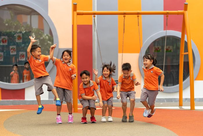 Bộ sưu tập khoảnh khắc đáng yêu: Cuộc sống học đường đầy màu sắc tại Kinderworld (KIK)