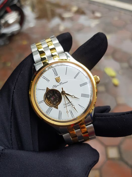 Không gian trưng bày hiện đại tại ĐĂNG QUANG WATCH - Ảnh 1