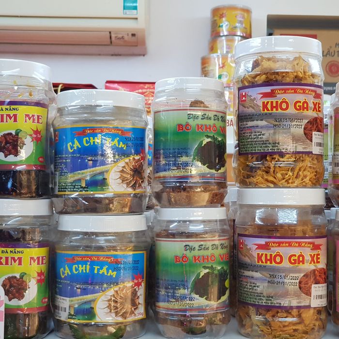 Bộ sưu tập hải sản khô đa dạng tại Đặc Sản Ngon