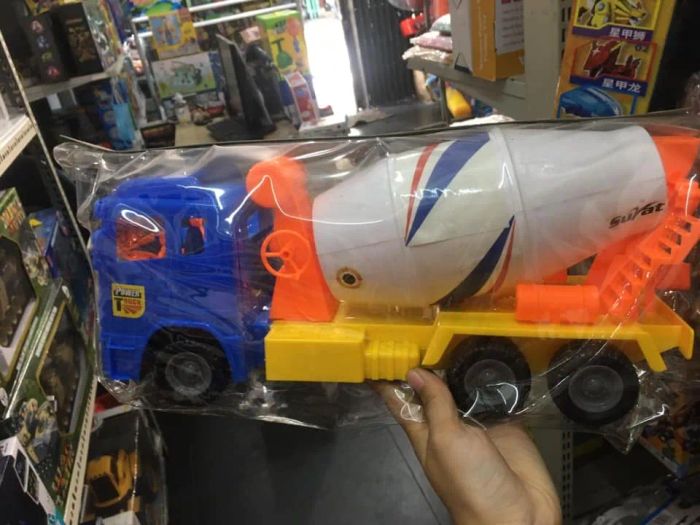 Không gian trưng bày đa dạng tại Chipmunks Shop