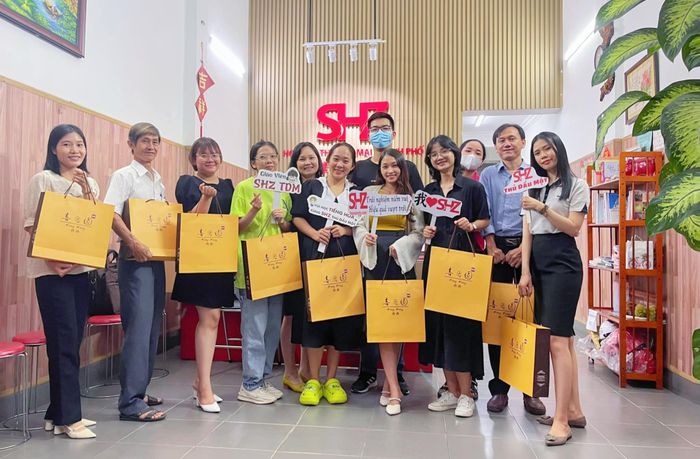 Hoạt động ngoại khóa giao lưu văn hóa tại SHZ