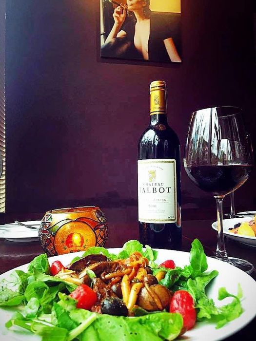 Góc thưởng thức sang trọng tại Paula's Wines - Ảnh 2