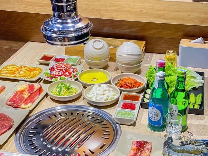 Hình ảnh không gian sang trọng với view thành phố tuyệt đẹp tại Soowon BBQ