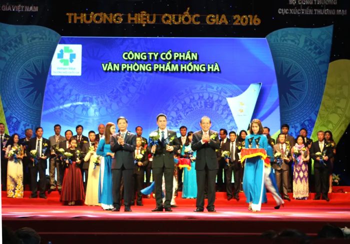 Góc thưởng thức đẳng cấp tại The VinSteak - Ảnh 2