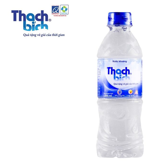 Hình ảnh chai nước khoáng Thạch Bích