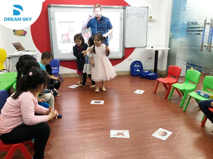 Dream Sky English hình ảnh 1