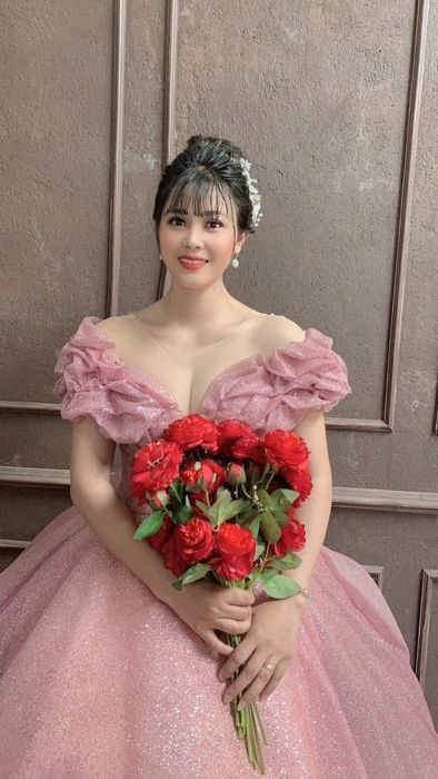 BST trang điểm cô dâu đẹp ngỡ ngàng tại Út Nhi - Ảnh 1