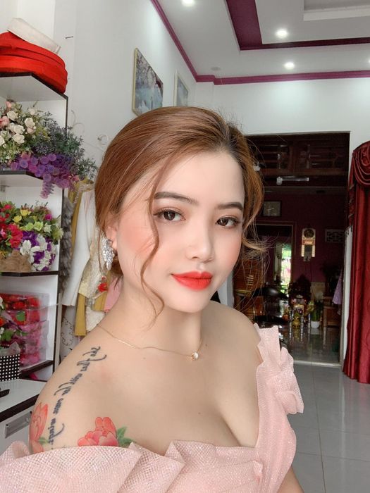 Khoảnh khắc tỏa sáng của các cô dâu tại Út Nhi - Ảnh 2