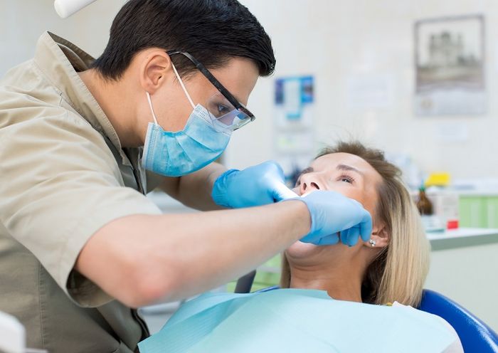 Hình ảnh phòng khám OmegaDental với phong cách thiết kế sang trọng