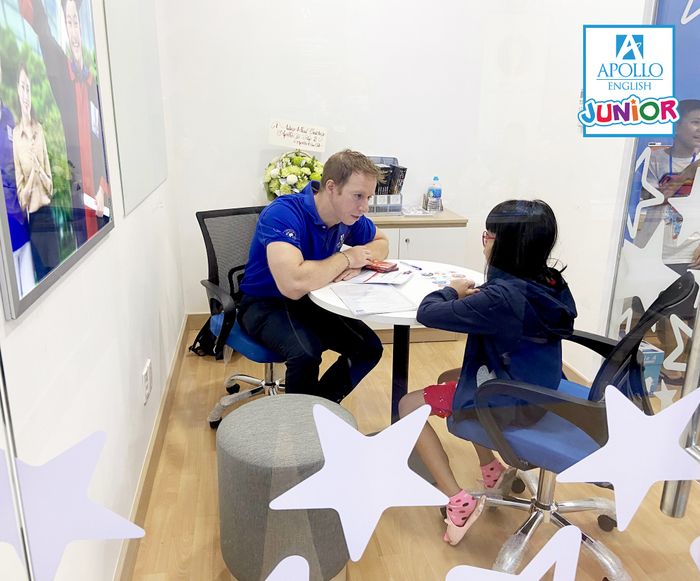 Hình ảnh Apollo English Junior 1